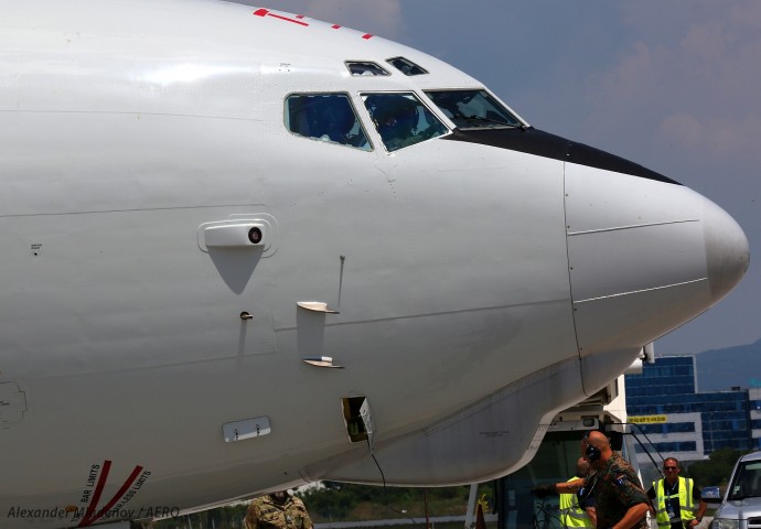 НАТО-вският E-3A AWACS достигна София