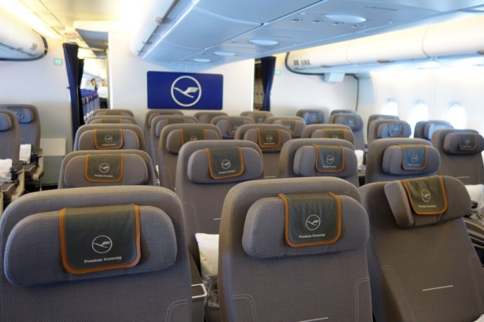 Lufthansa показа A380 в София
