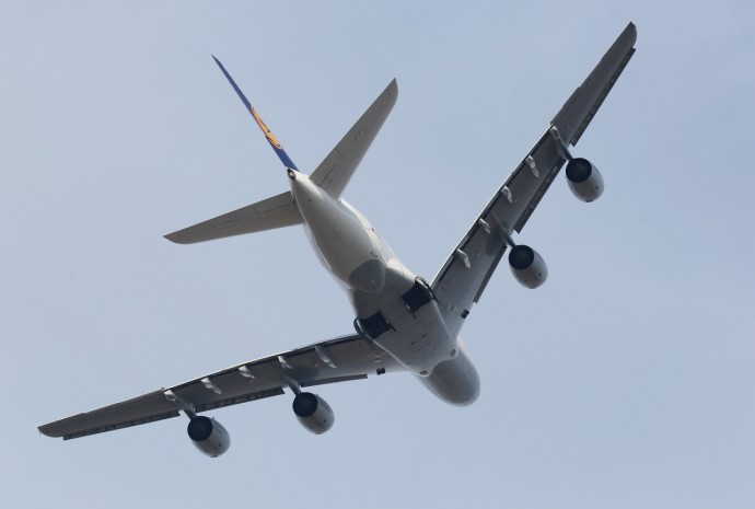 Lufthansa показа A380 в София