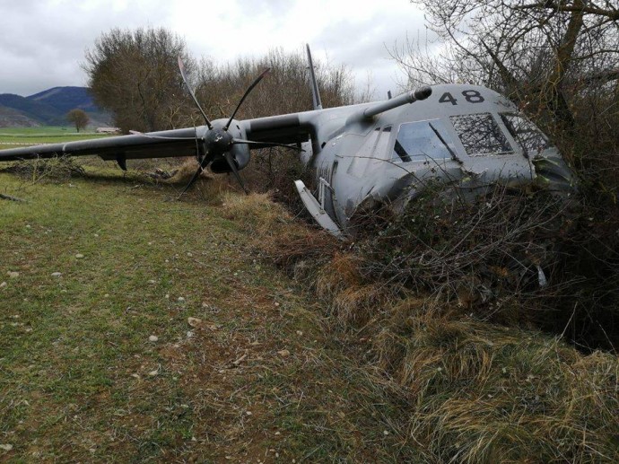 Испански C-295 излезе от пистата