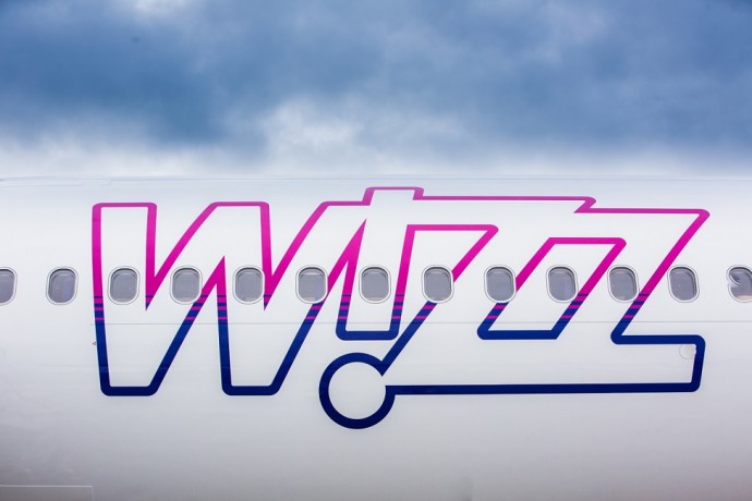 Wizz Air намалява безплатния ръчен багаж