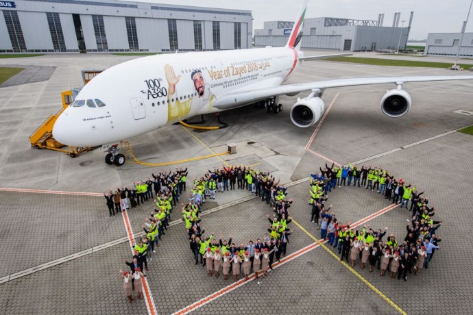 Emirates получи 100-ния си A380