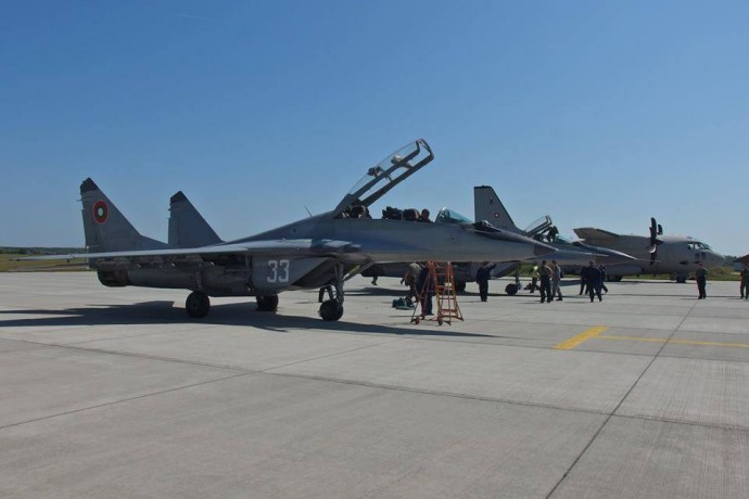 Българските ВВС на “Anakonda 16” [снимки]