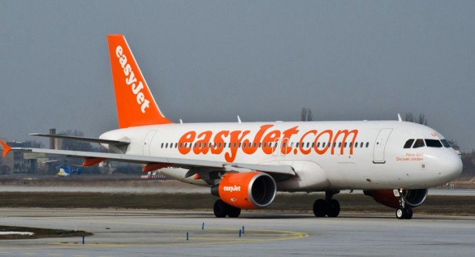 easyJet въвежда олекотени седалки 
