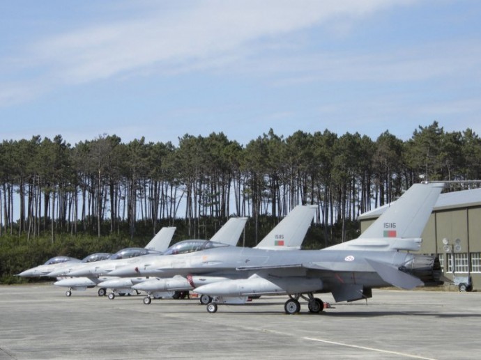 Португалия купува F-16 от САЩ за препродажба в Румъния