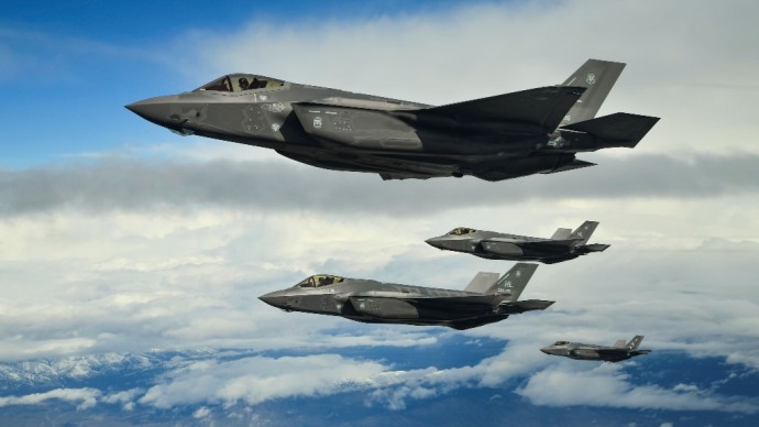 Ниската надеждност на F-35 заплашва програмата с големи допълнителни разходи