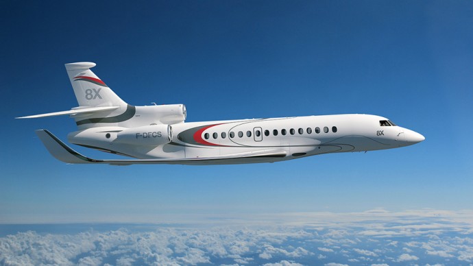 Dassault показа новия си модел 8X