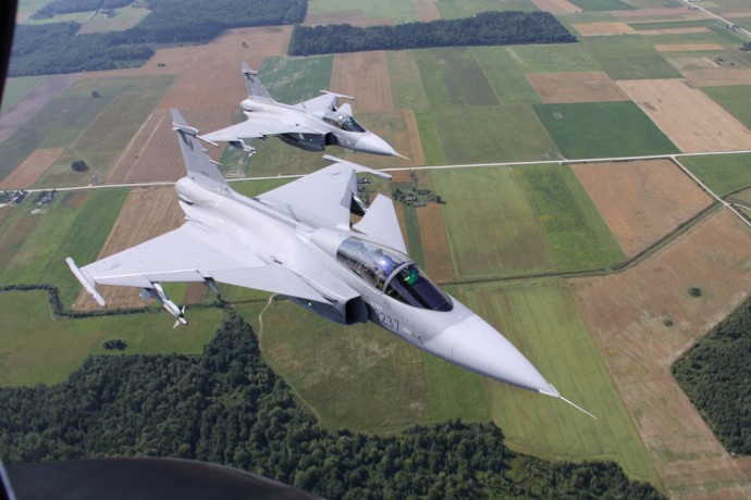 Gripen триумфира в Бразилия