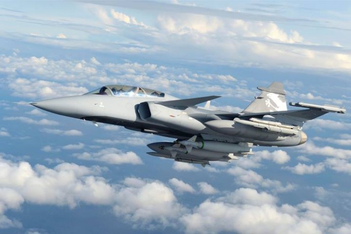 Швейцария отива на референдум за Gripen