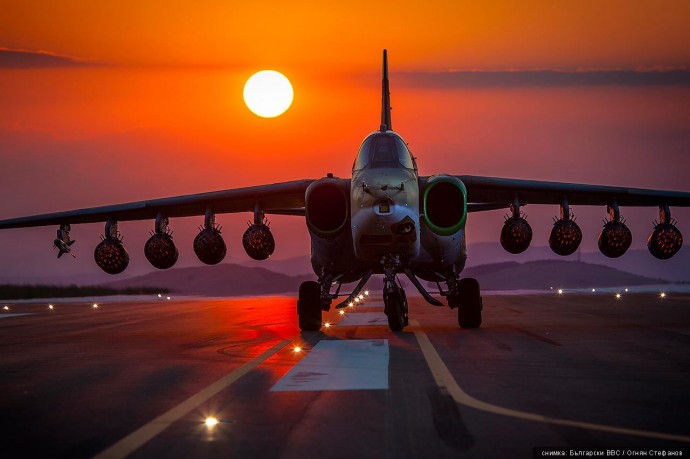 Щурмовиците Су-25 са приземени