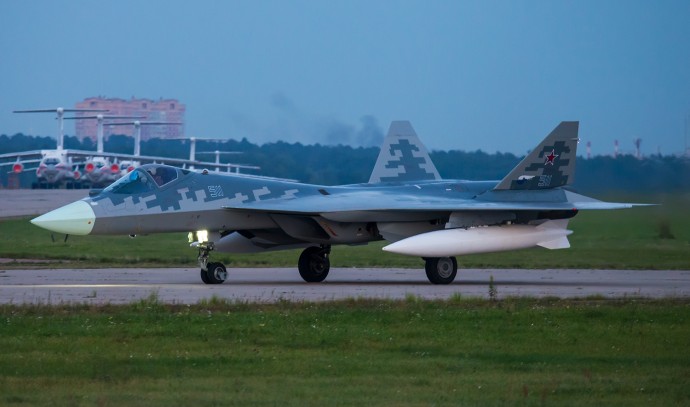 Появиха се снимки на деветия прототип на Су-57